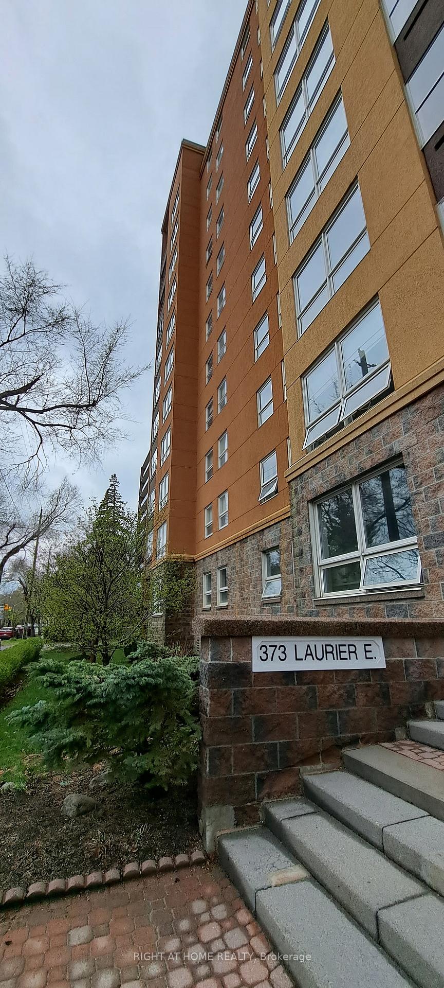Photo 1 of Unit 401, 373 Laurier Avenue E, Ottawa, Sandy Hill — HOMEH