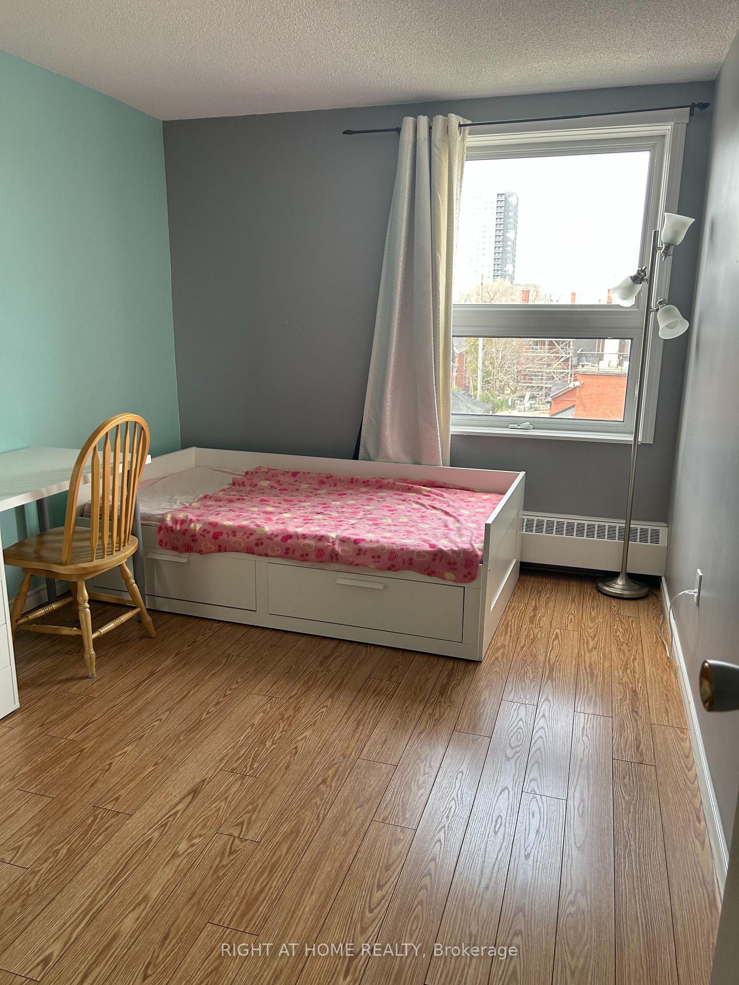 Photo 24 of Unit 401, 373 Laurier Avenue E, Ottawa, Sandy Hill — HOMEH