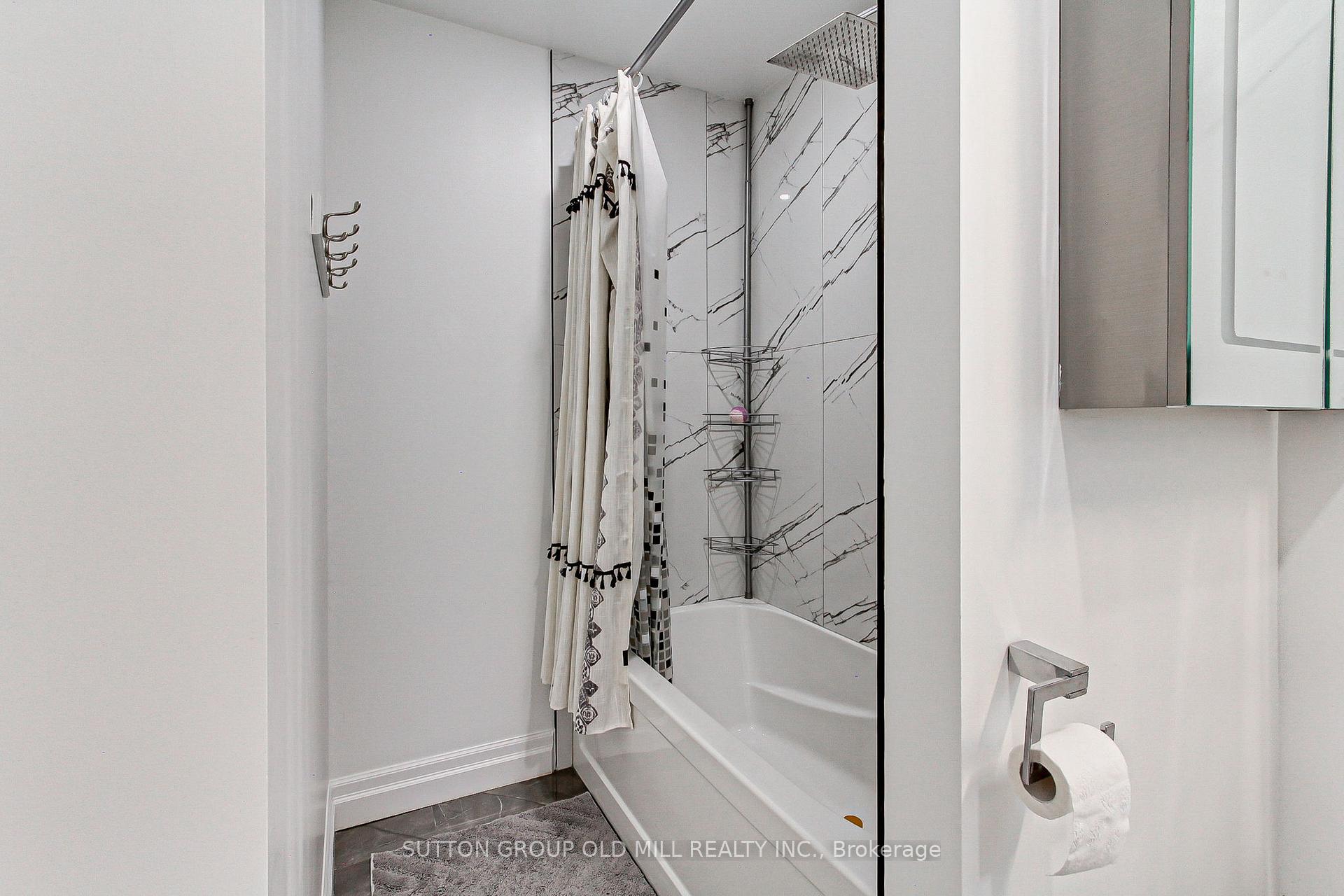 Photo 23 of 1261 Consort Crescent, Burlington, Palmer — HOMEH
