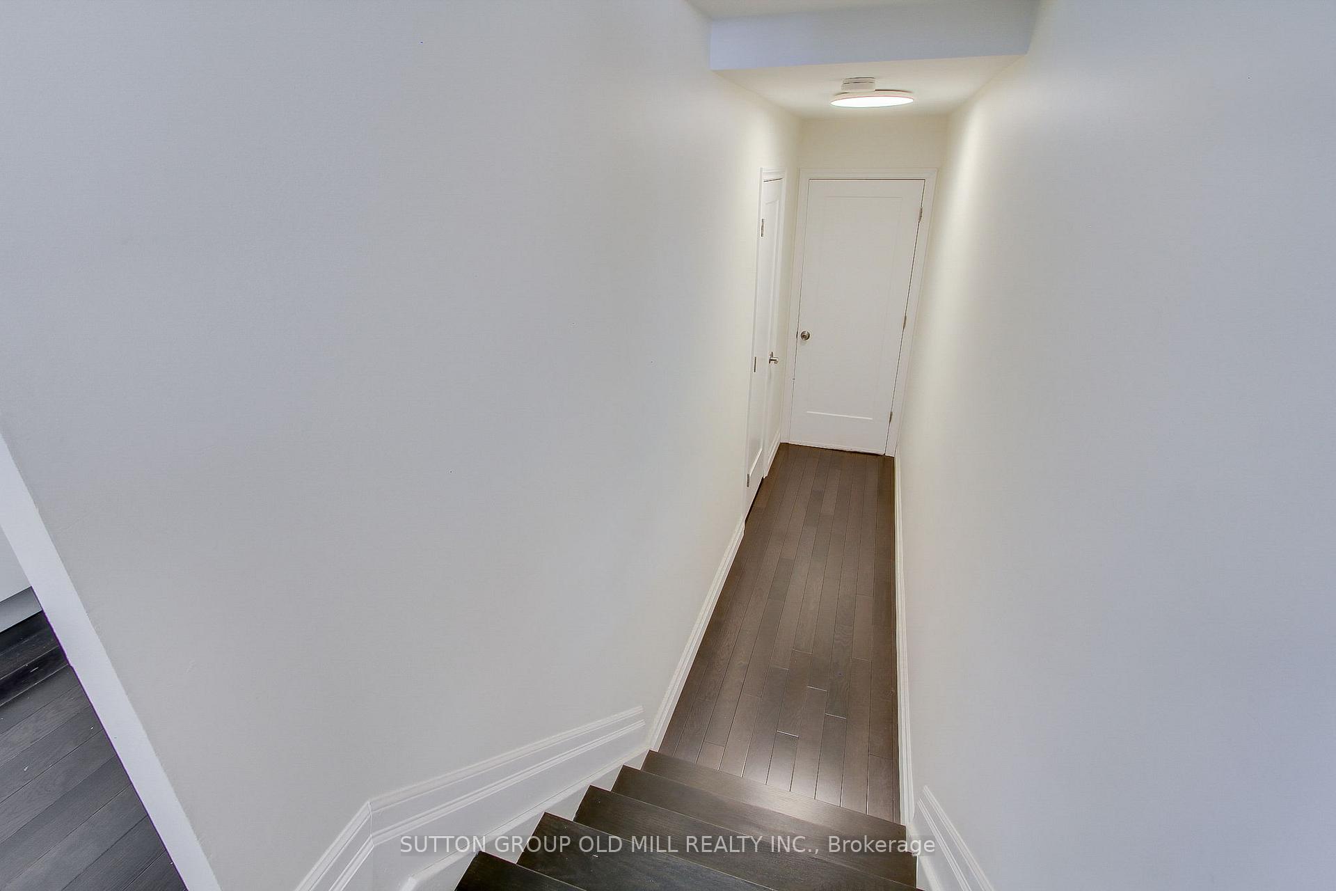 Photo 24 of 1261 Consort Crescent, Burlington, Palmer — HOMEH