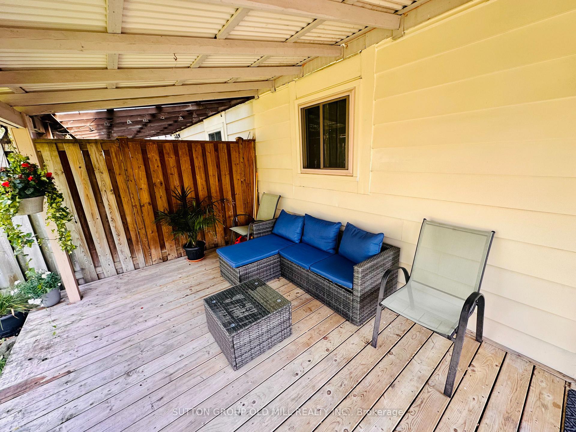 Photo 47 of 1261 Consort Crescent, Burlington, Palmer — HOMEH