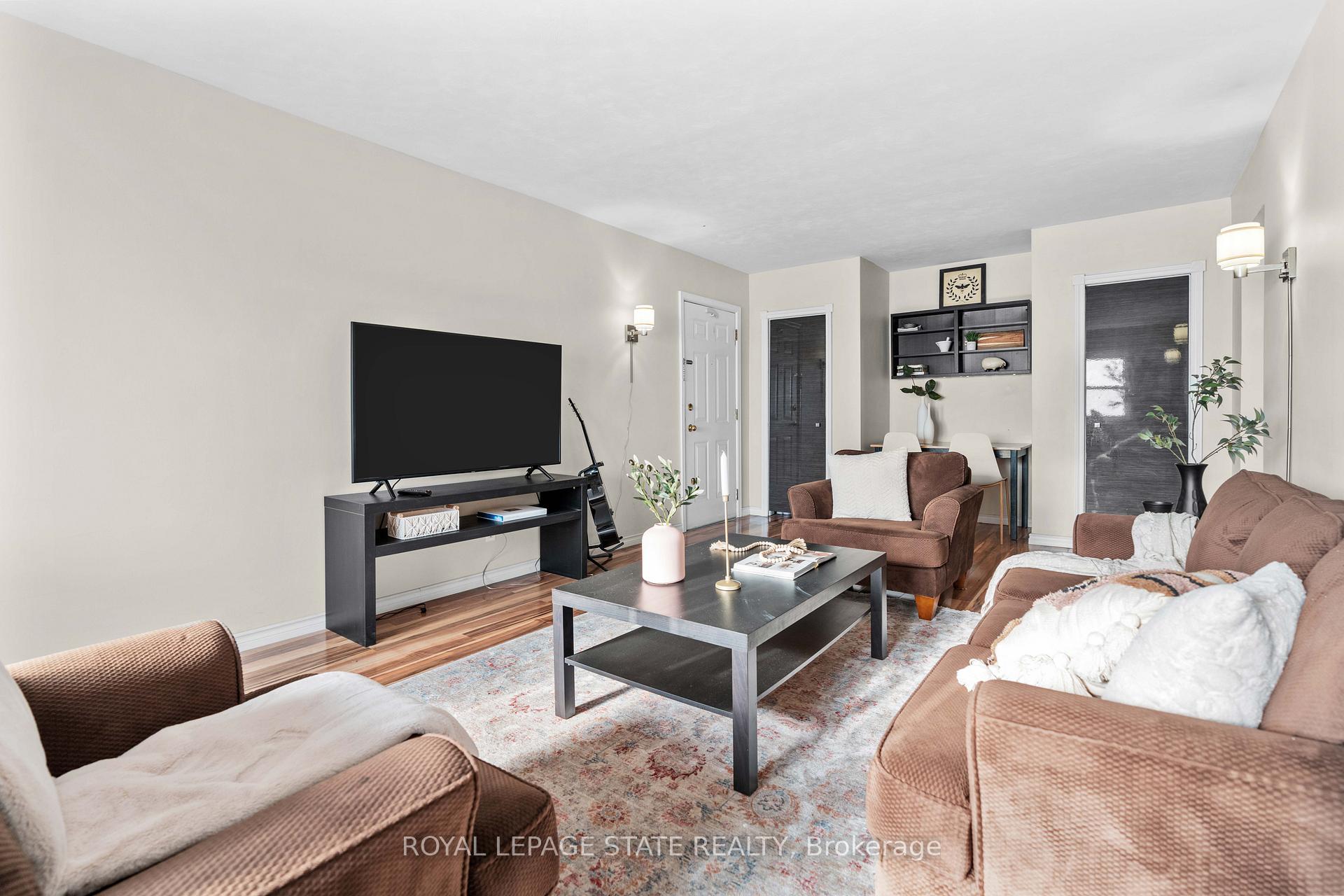 Photo 13 of Unit 14, 227 MacNab Street S, Hamilton, Durand — HOMEH