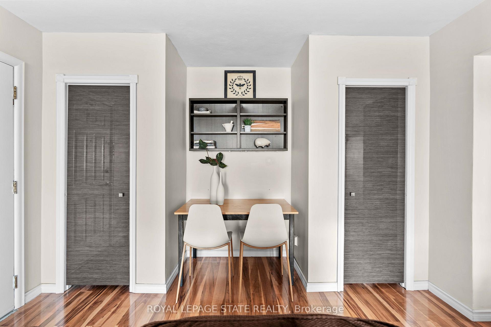 Photo 10 of Unit 14, 227 MacNab Street S, Hamilton, Durand — HOMEH