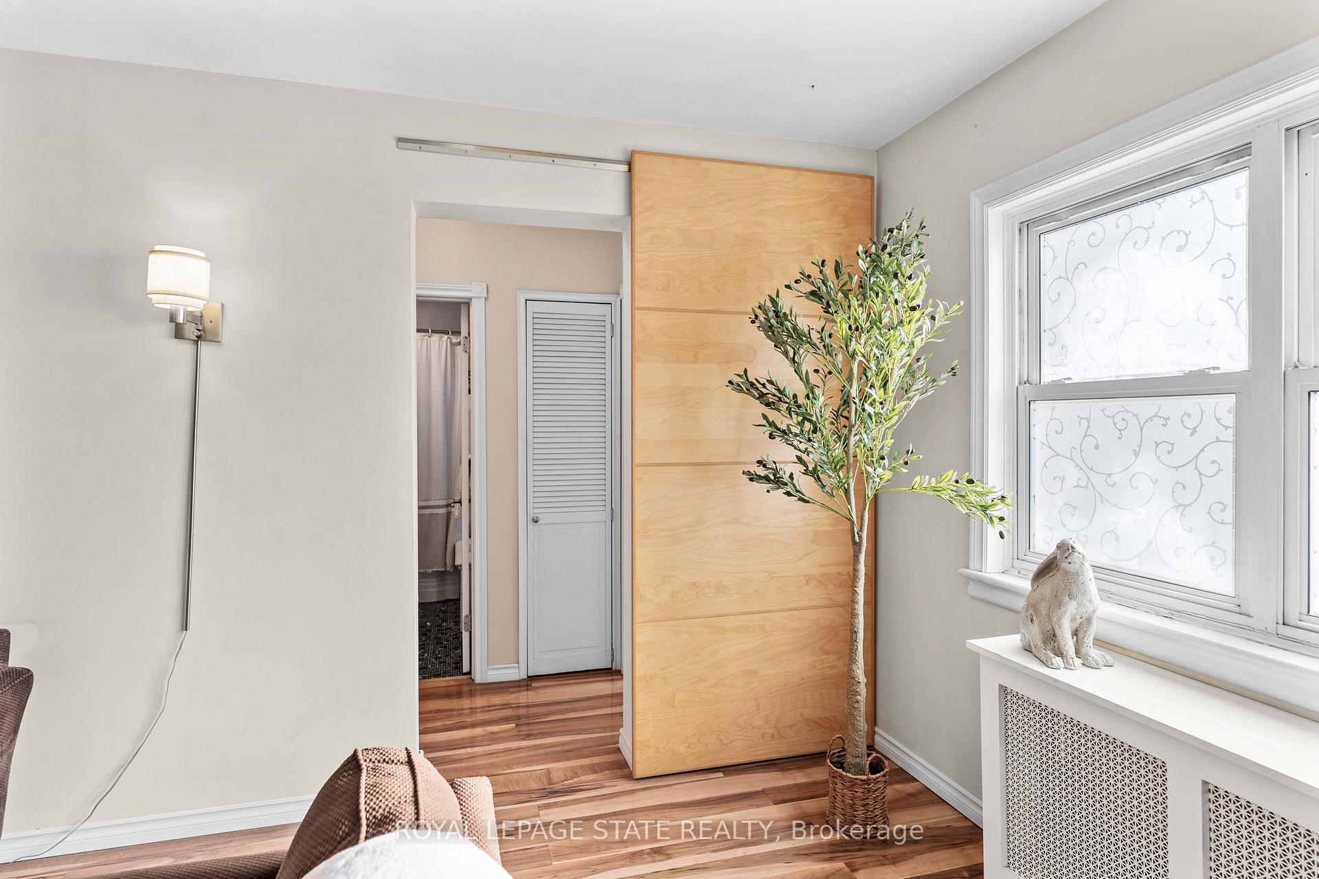Photo 17 of Unit 14, 227 MacNab Street S, Hamilton, Durand — HOMEH