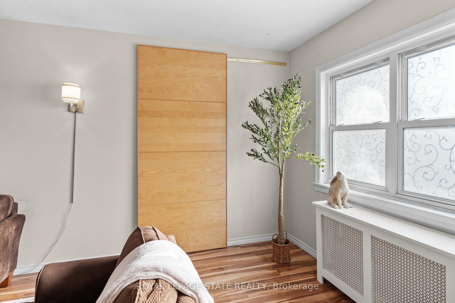 Photo 21 of Unit 14, 227 MacNab Street S, Hamilton, Durand — HOMEH