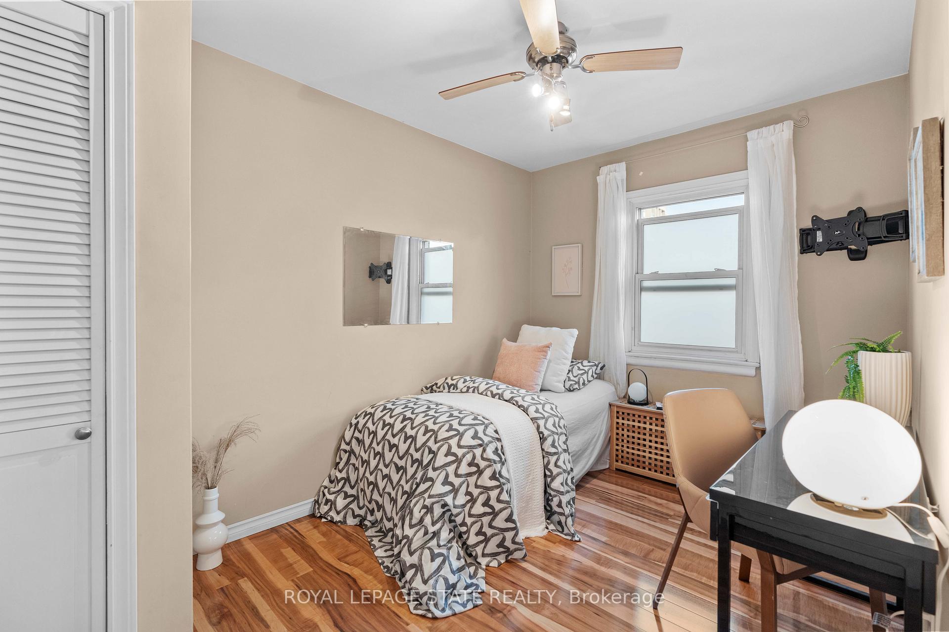 Photo 24 of Unit 14, 227 MacNab Street S, Hamilton, Durand — HOMEH