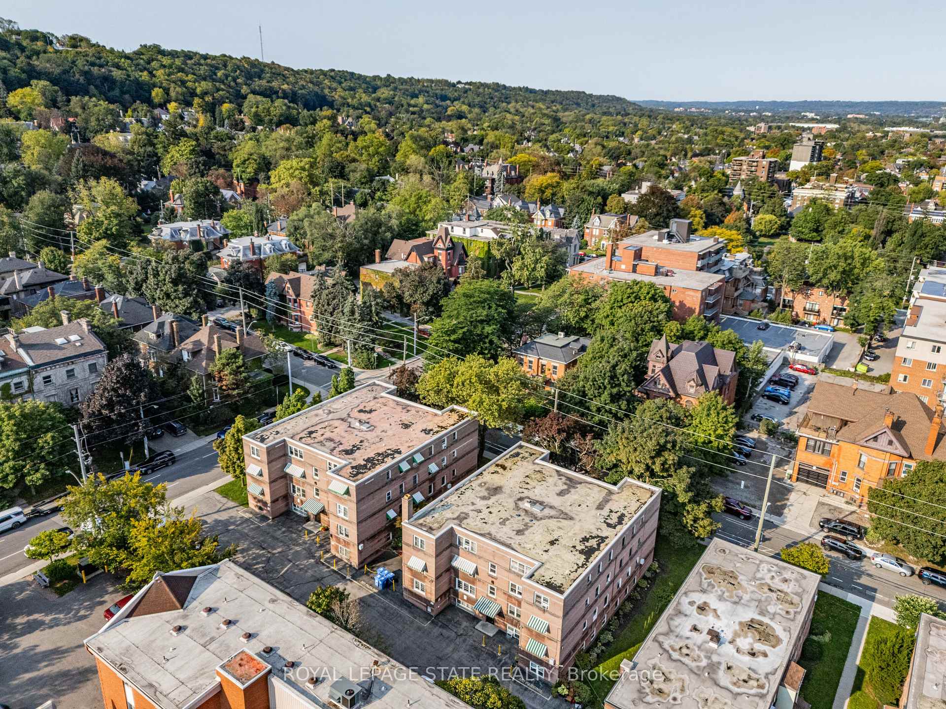 Photo 37 of Unit 14, 227 MacNab Street S, Hamilton, Durand — HOMEH