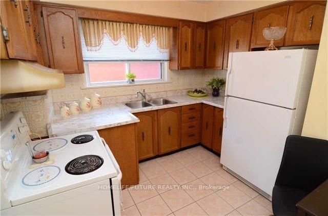 Photo 6 of Unit Main, 98 Dewey Drive, Scarborough, Wexford-Maryvale — HOMEH