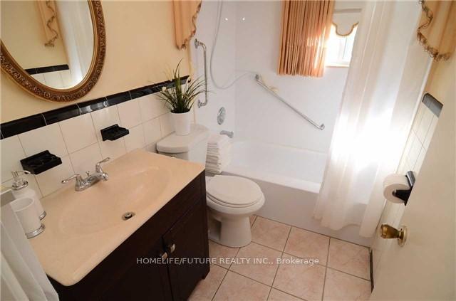 Photo 7 of Unit Main, 98 Dewey Drive, Scarborough, Wexford-Maryvale — HOMEH
