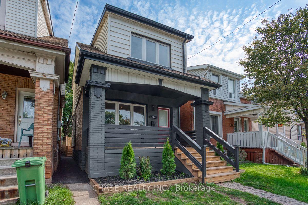 Photo 1 of 104 Edgemont Street N, Hamilton, Crown Point — HOMEH