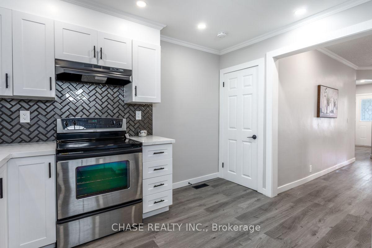 Photo 19 of 104 Edgemont Street N, Hamilton, Crown Point — HOMEH