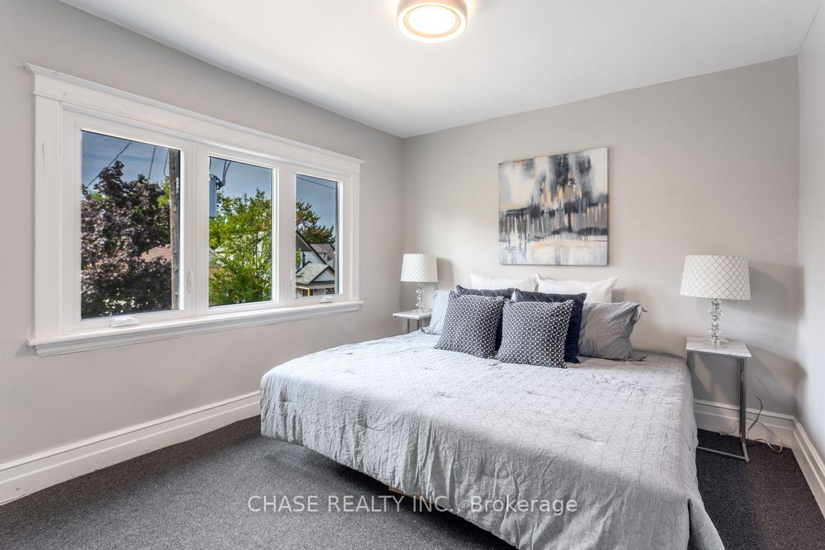 Photo 26 of 104 Edgemont Street N, Hamilton, Crown Point — HOMEH