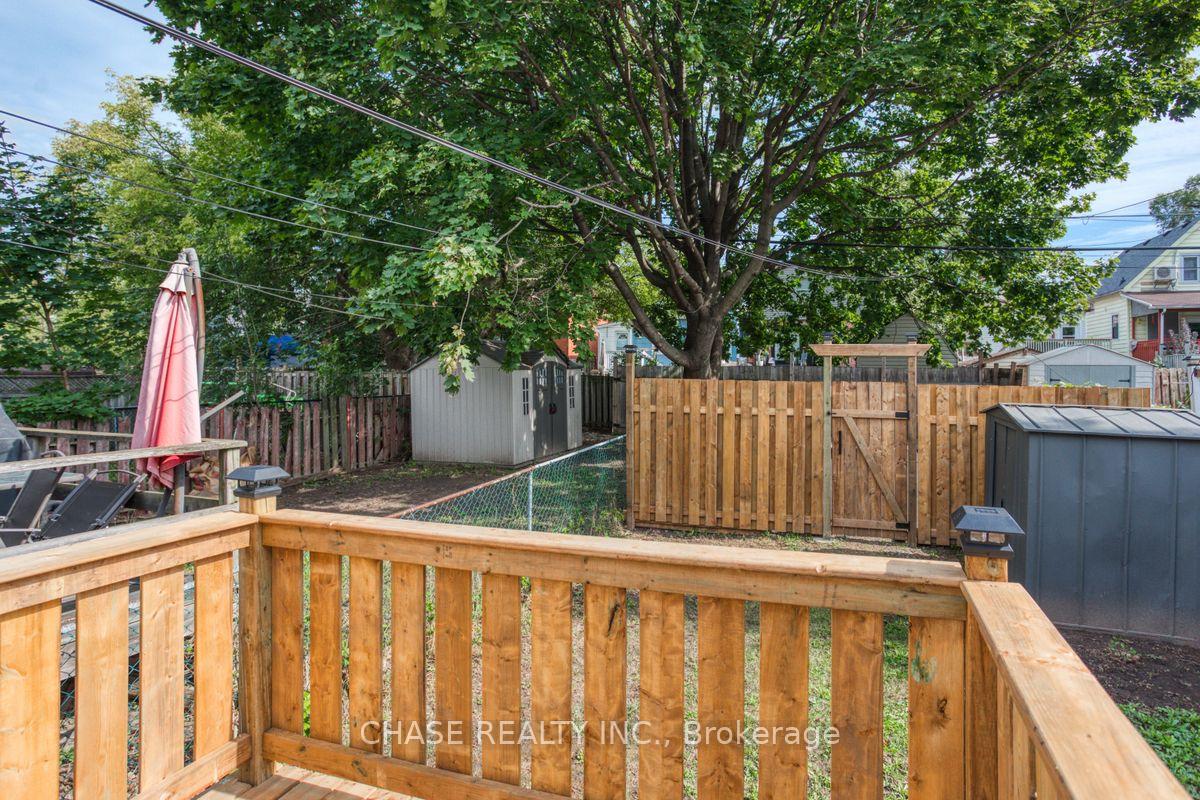 Photo 24 of 104 Edgemont Street N, Hamilton, Crown Point — HOMEH