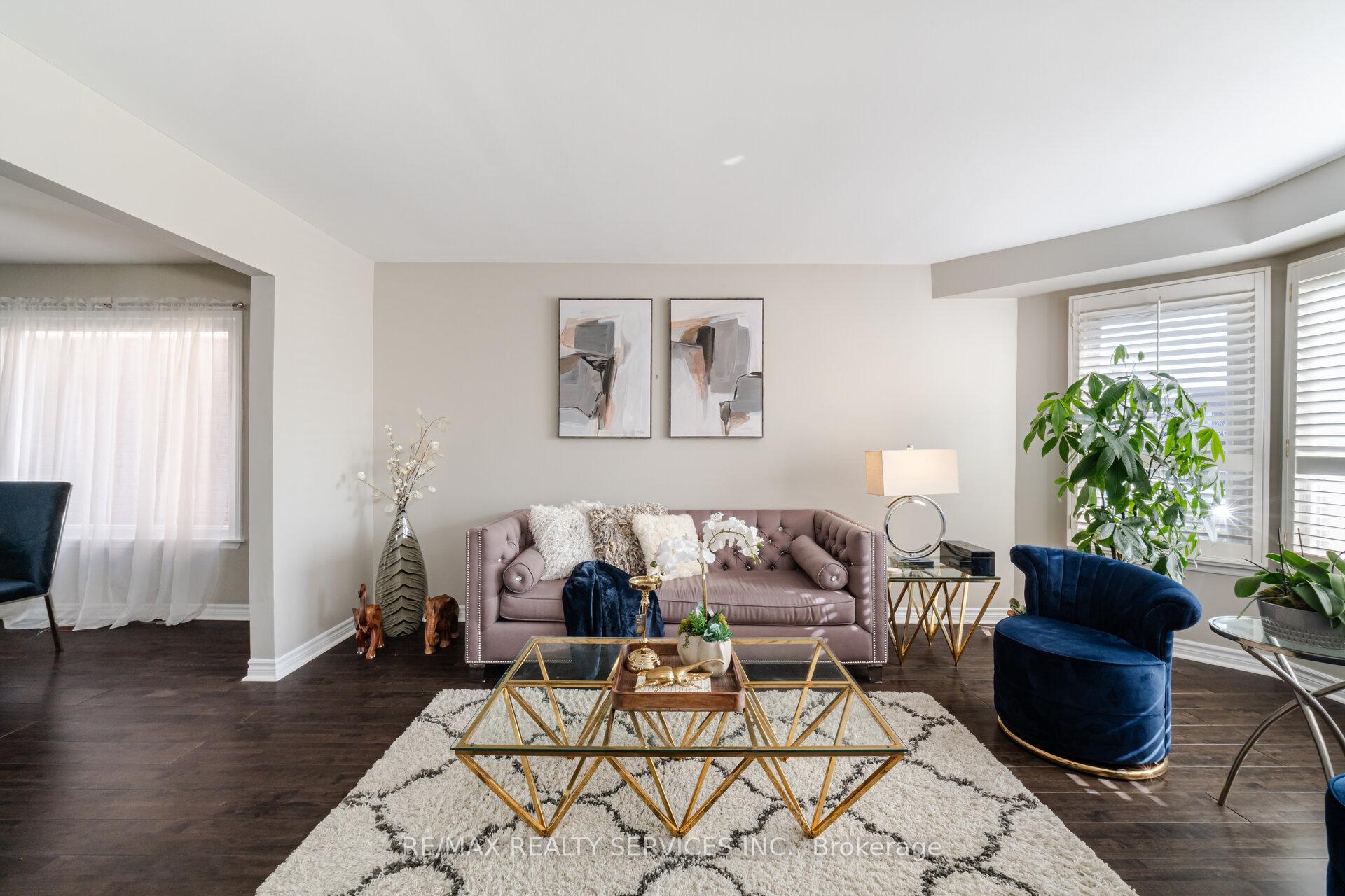 Photo 6 of 68 Newgreen Crescent, Brampton, Westgate — HOMEH