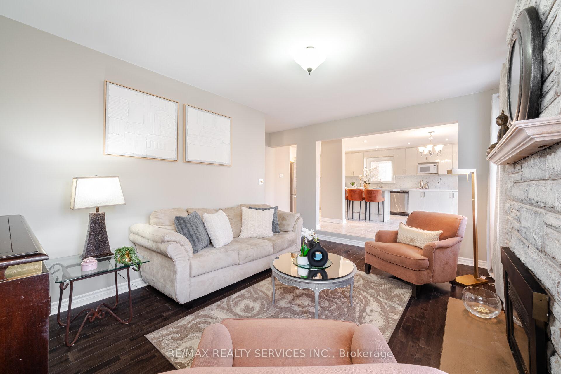 Photo 15 of 68 Newgreen Crescent, Brampton, Westgate — HOMEH