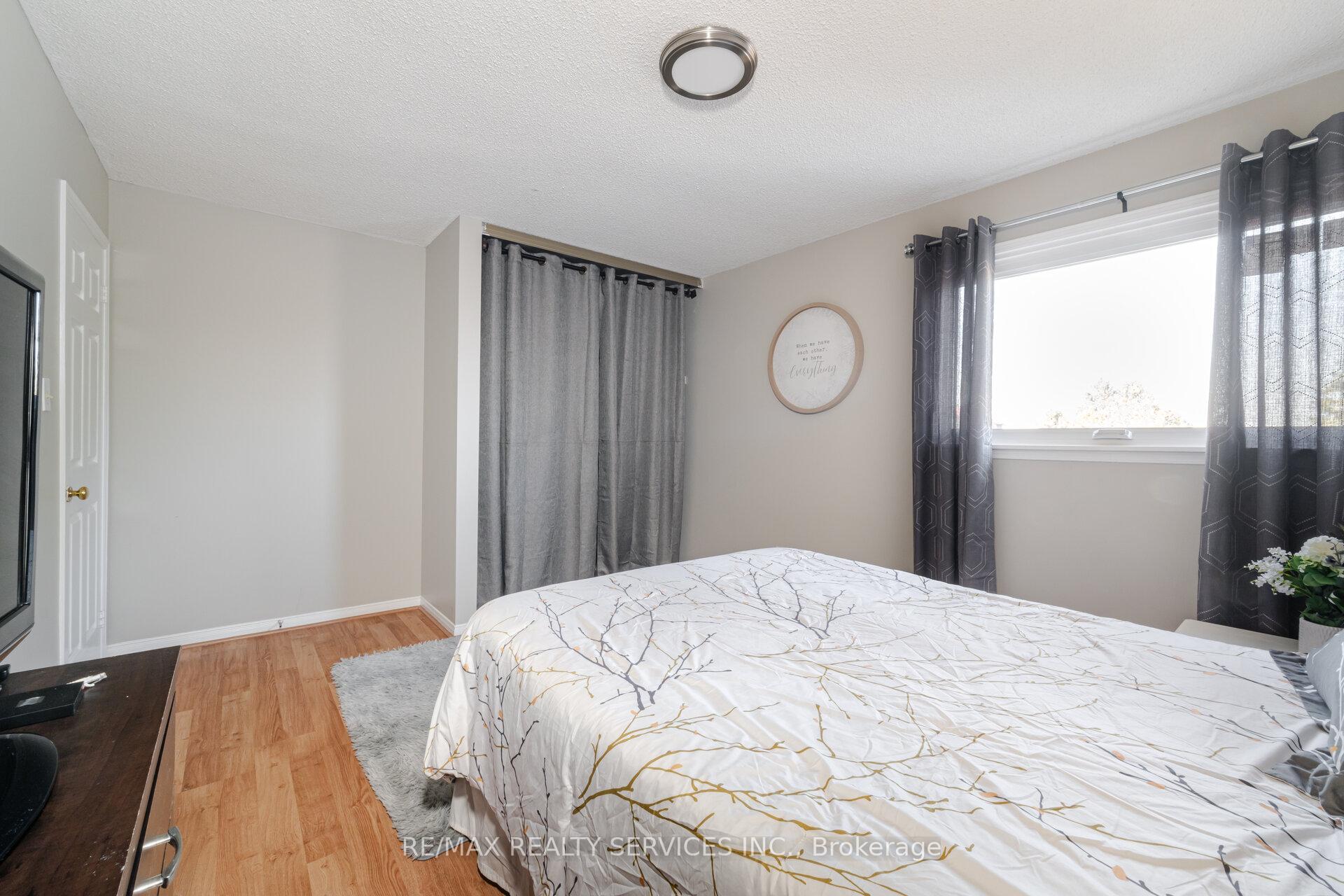 Photo 29 of 68 Newgreen Crescent, Brampton, Westgate — HOMEH