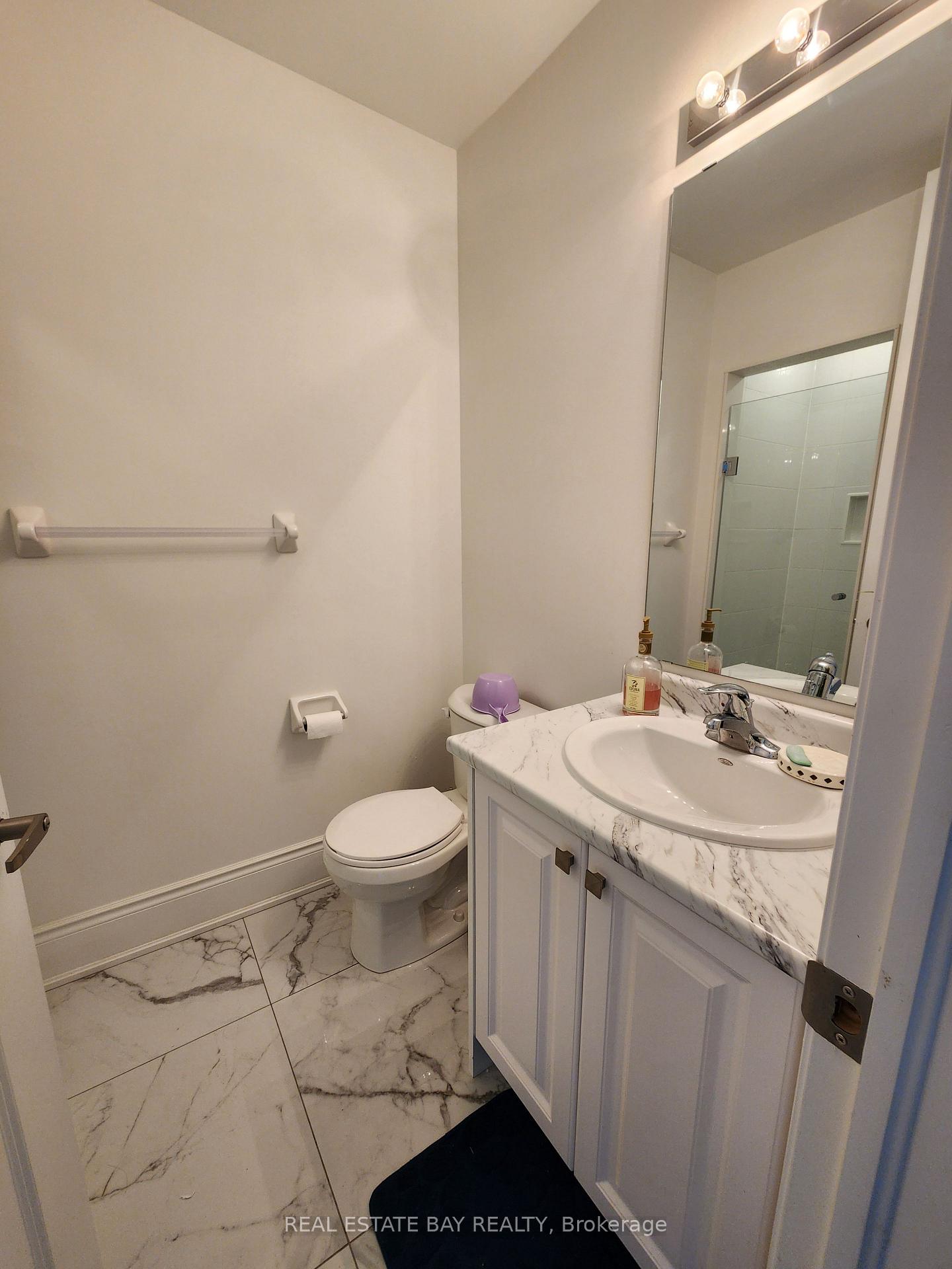 Photo 7 of 55 Armilia Place, Whitby, Williamsburg — HOMEH