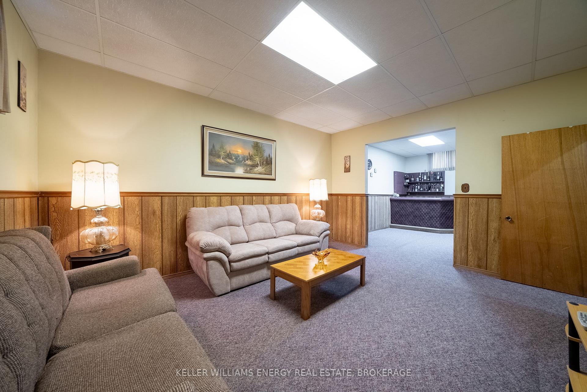 Photo 20 of 566 Antigua Crescent, Oshawa, Northglen — HOMEH