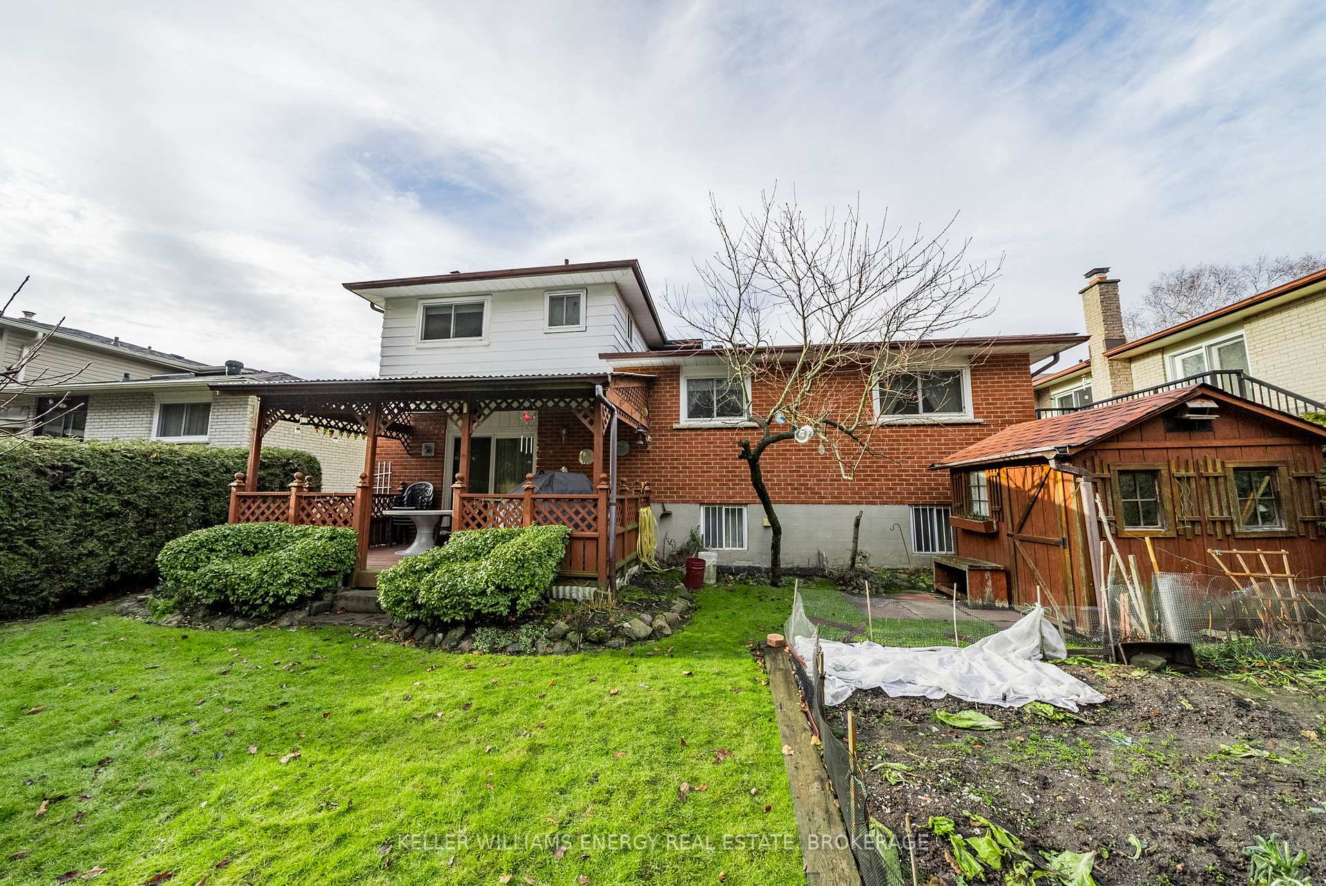 Photo 34 of 566 Antigua Crescent, Oshawa, Northglen — HOMEH