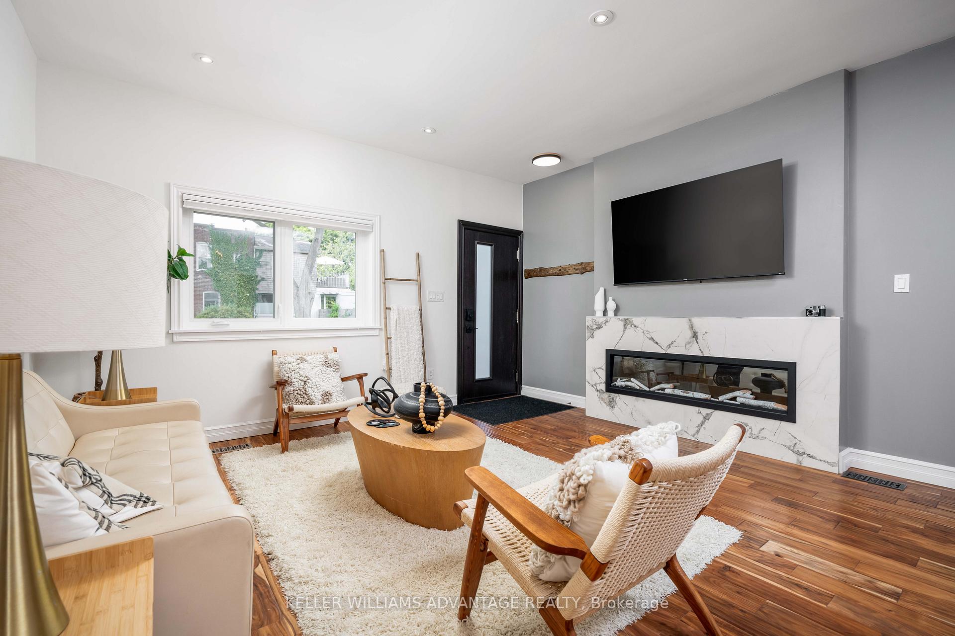 Photo 8 of 139 Drayton Avenue, Toronto, Woodbine Corridor — HOMEH