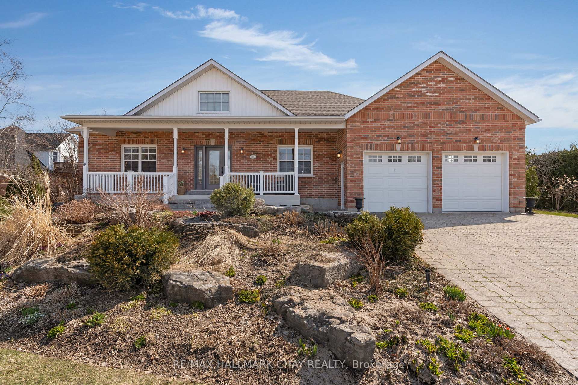 Photo 1 of 105 Mary Street, Clearview, Creemore — HOMEH