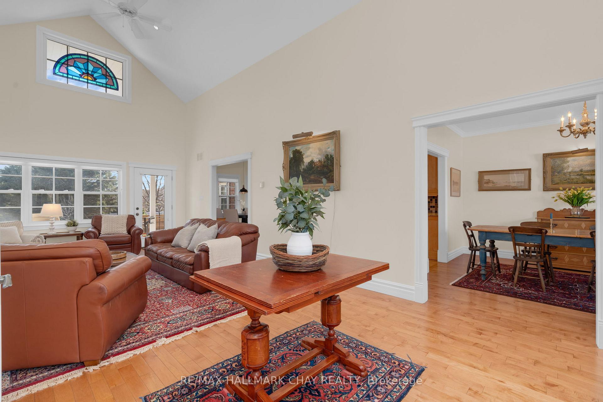 Photo 3 of 105 Mary Street, Clearview, Creemore — HOMEH