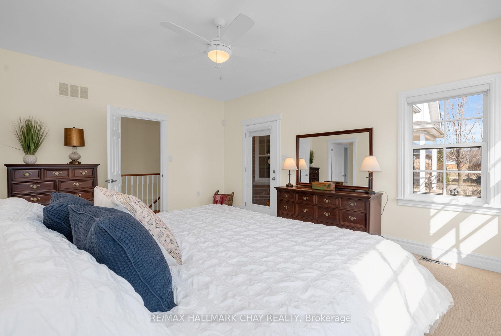Photo 23 of 105 Mary Street, Clearview, Creemore — HOMEH