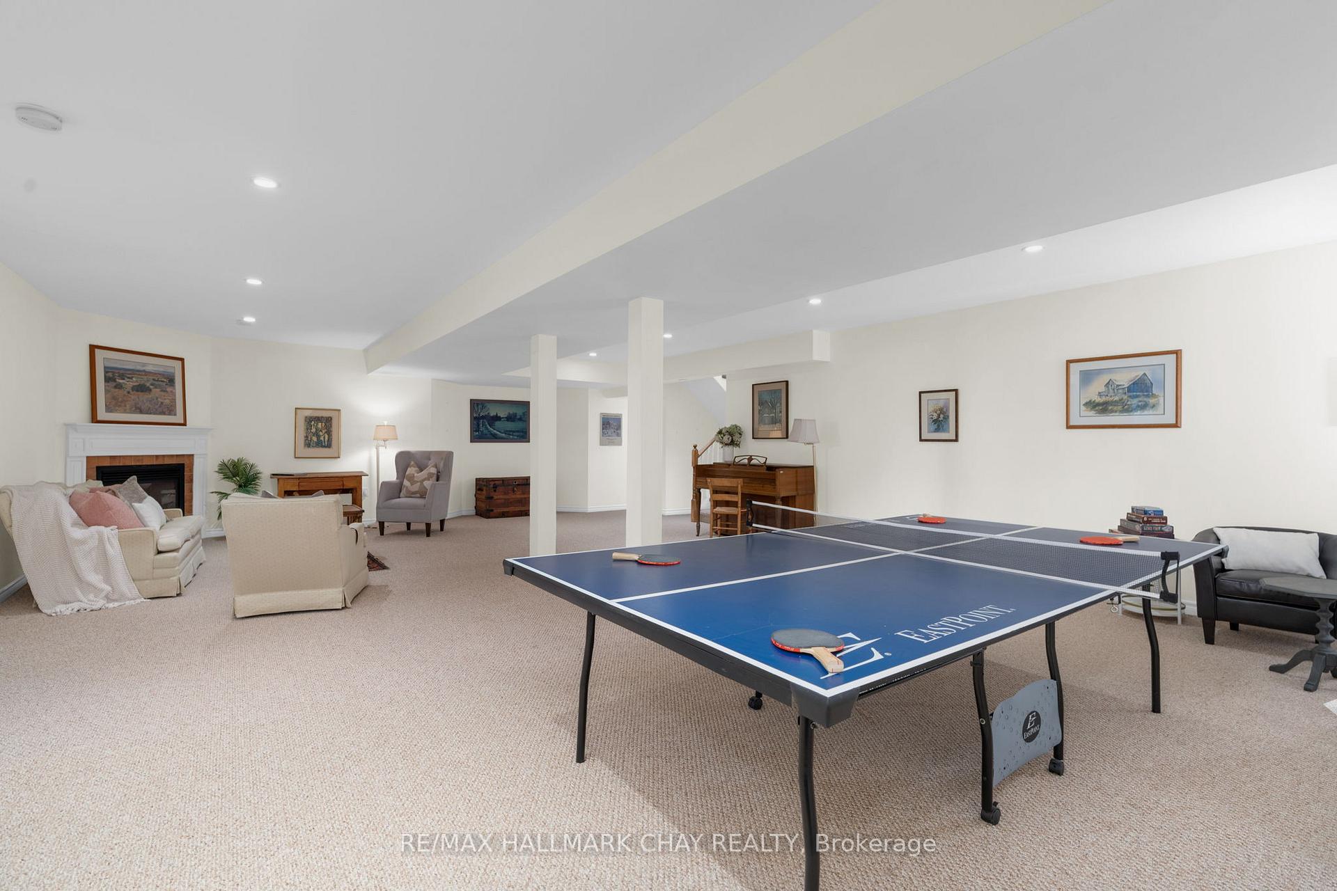Photo 36 of 105 Mary Street, Clearview, Creemore — HOMEH