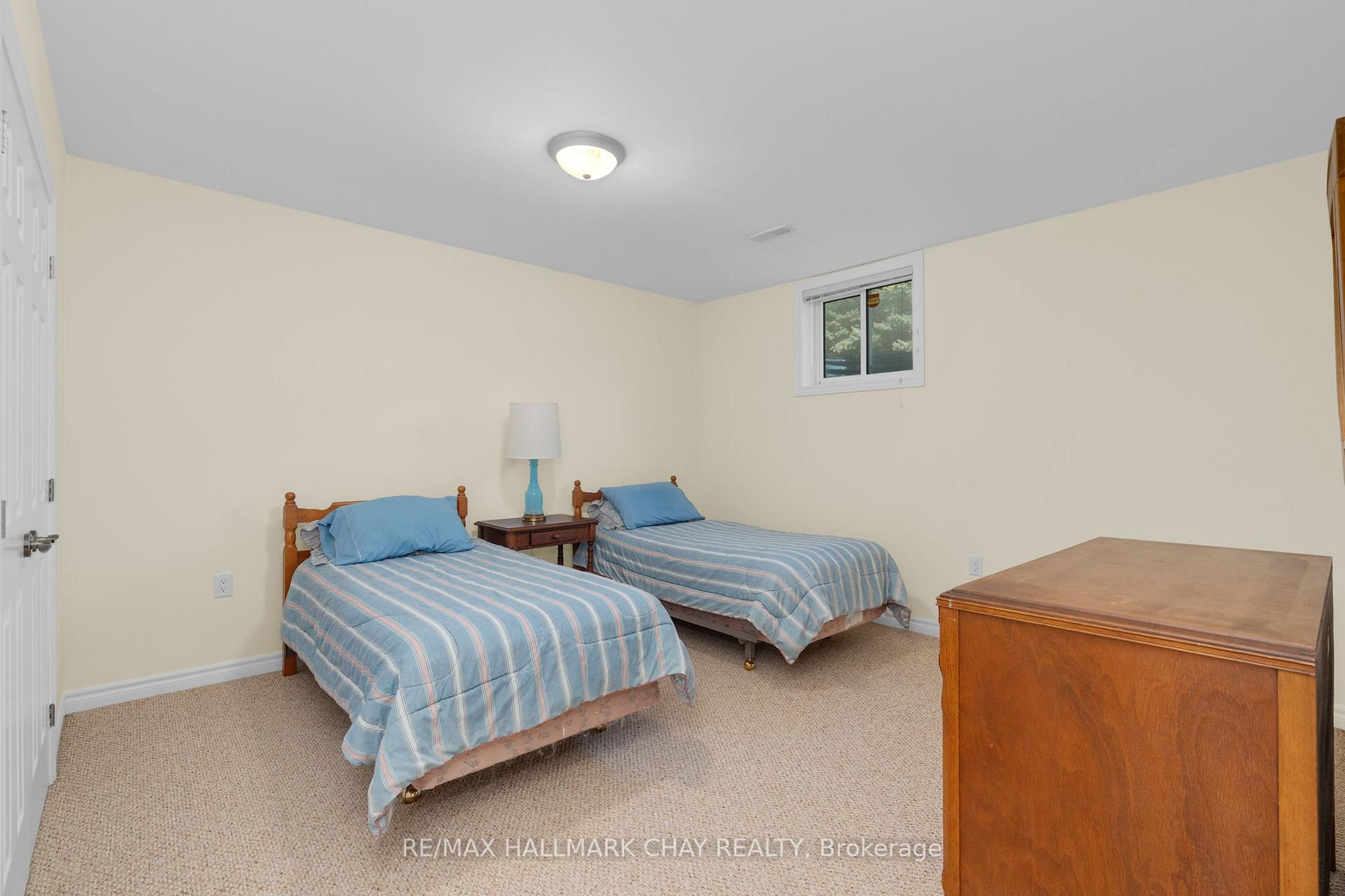 Photo 30 of 105 Mary Street, Clearview, Creemore — HOMEH