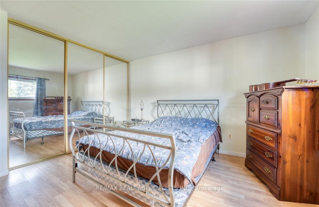 Photo 16 of 610 Vanier Street E, Windsor — HOMEH