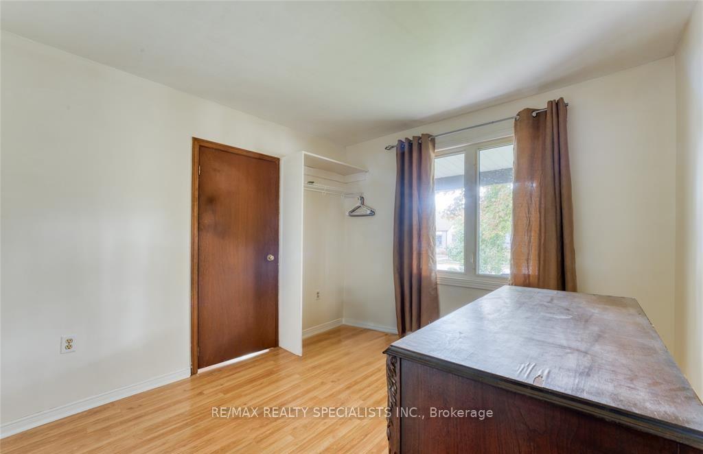 Photo 10 of 610 Vanier Street E, Windsor — HOMEH
