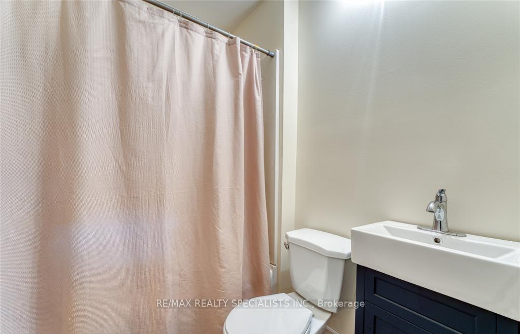 Photo 9 of 610 Vanier Street E, Windsor — HOMEH