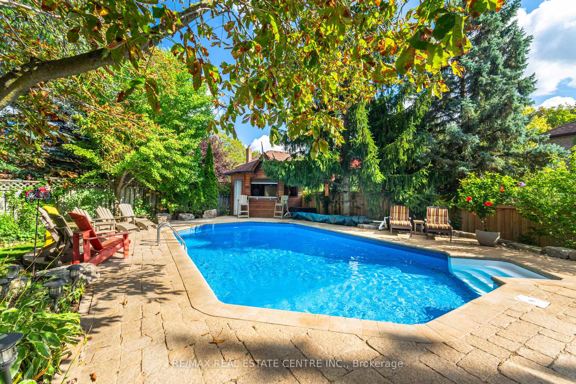 Photo 16 of 10 Bluebird Court, Brampton, Snelgrove — HOMEH