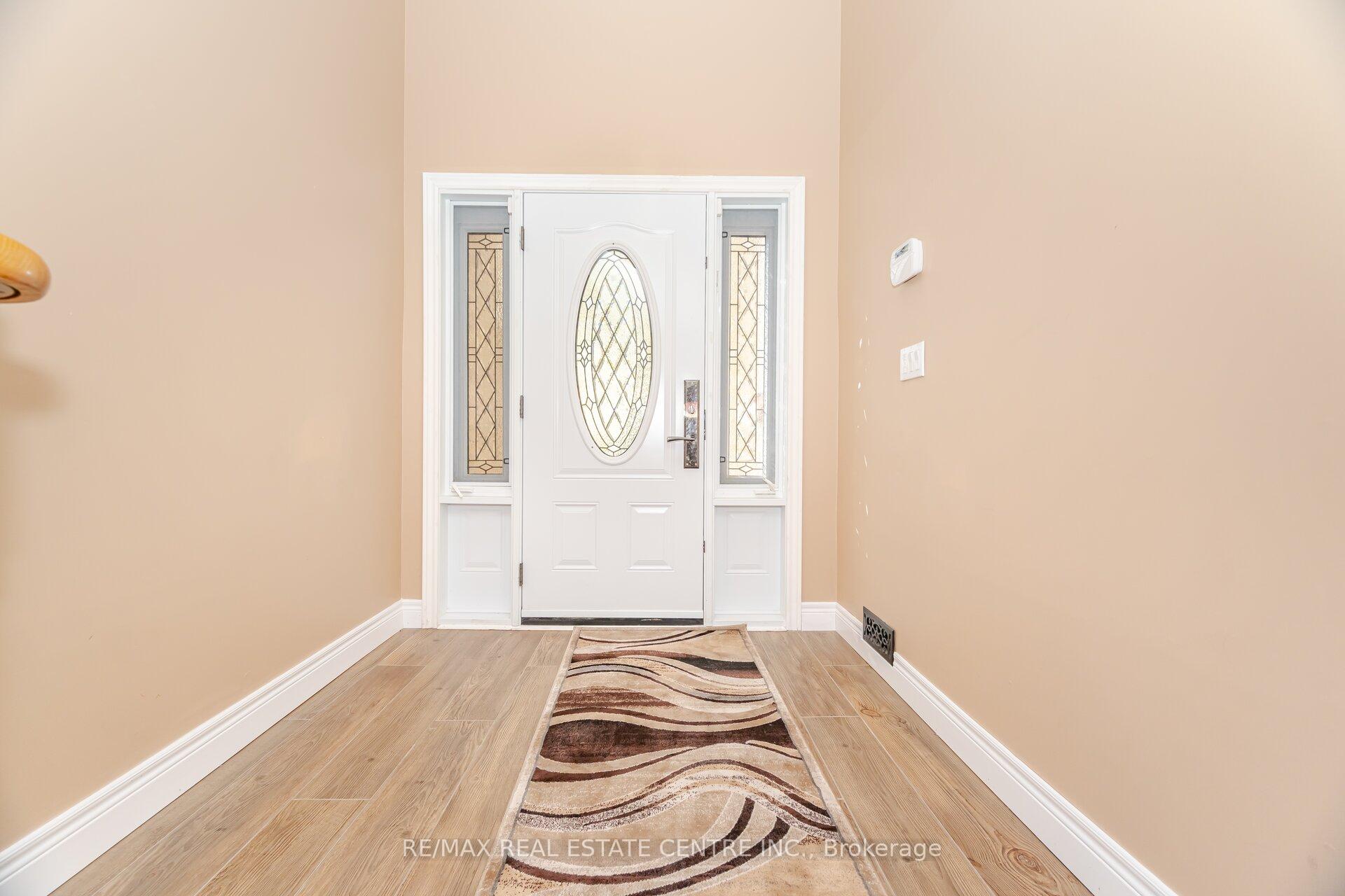 Photo 20 of 10 Bluebird Court, Brampton, Snelgrove — HOMEH