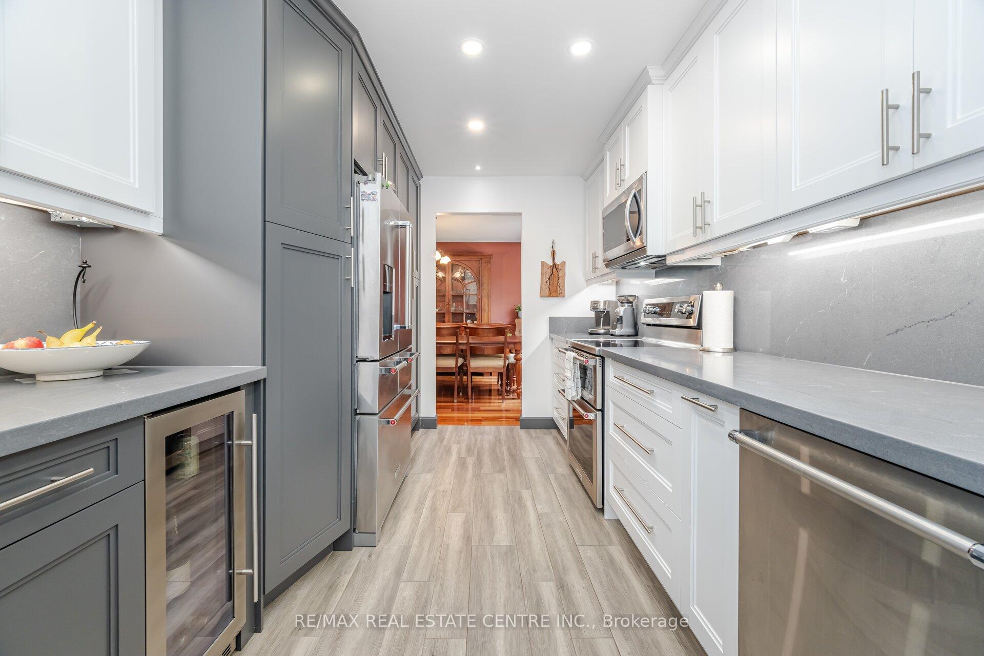 Photo 26 of 10 Bluebird Court, Brampton, Snelgrove — HOMEH