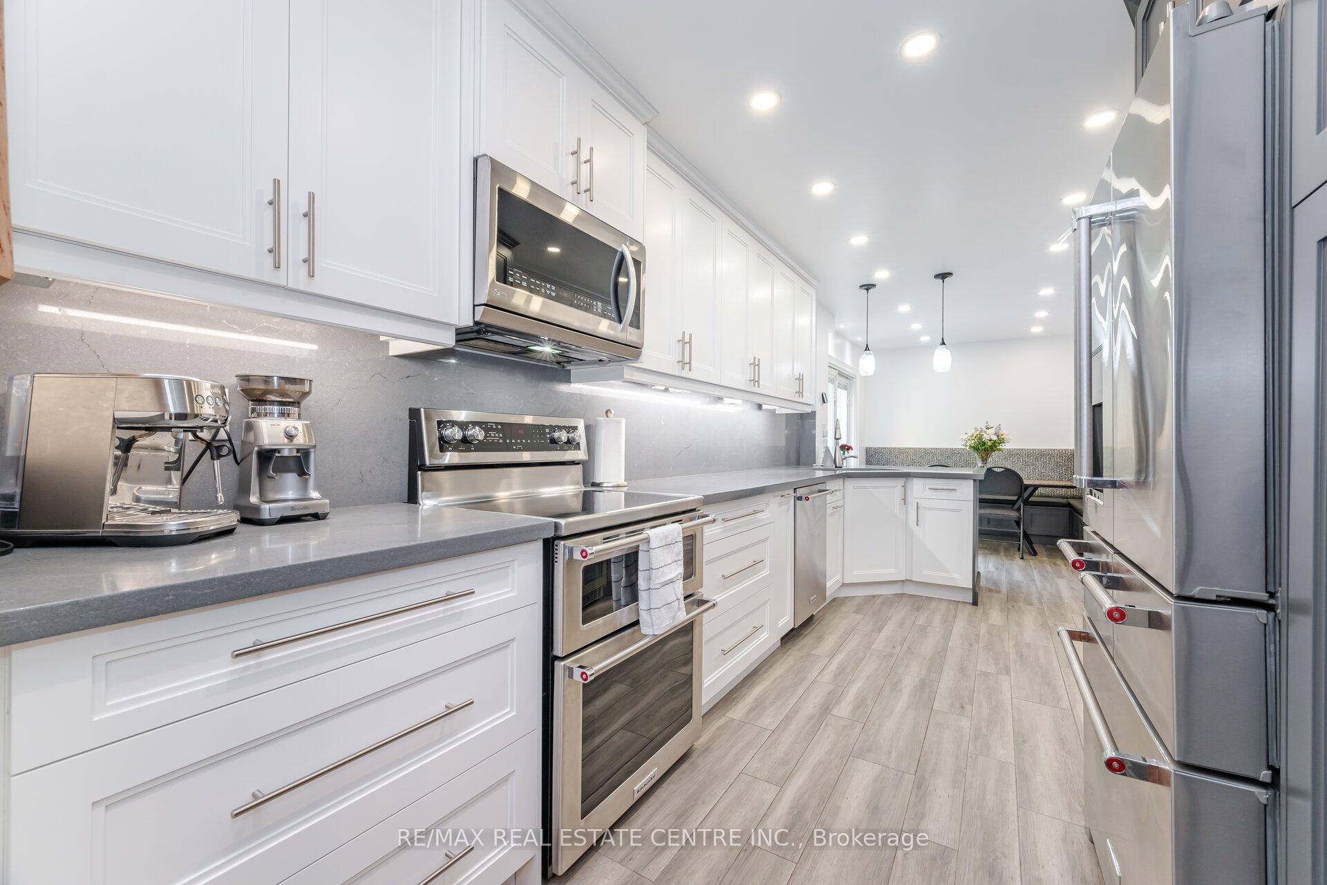 Photo 28 of 10 Bluebird Court, Brampton, Snelgrove — HOMEH
