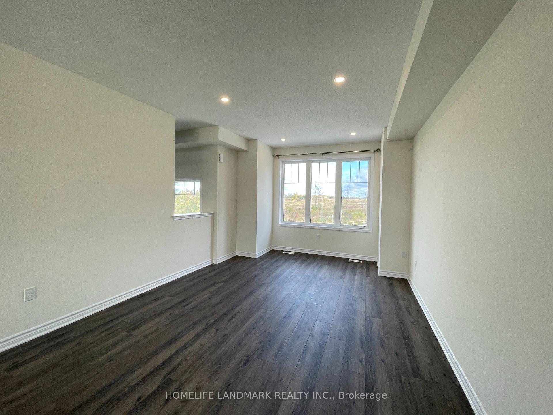 Photo 14 of 34 Lana Circle, Wasaga Beach — HOMEH