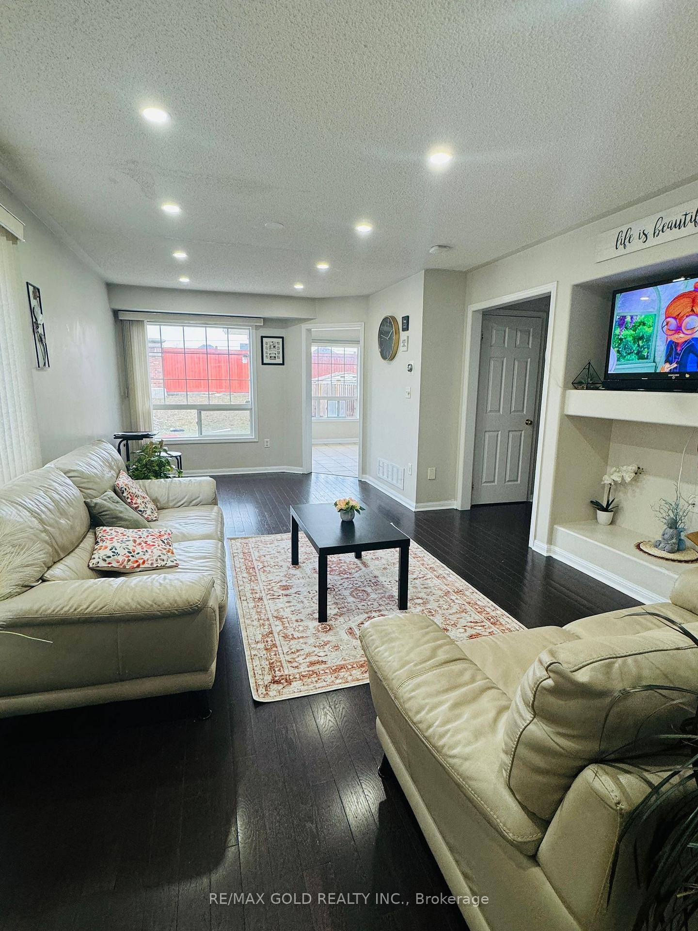 Photo 18 of 34 Lyric Road, Brampton, Gore Industrial North — HOMEH