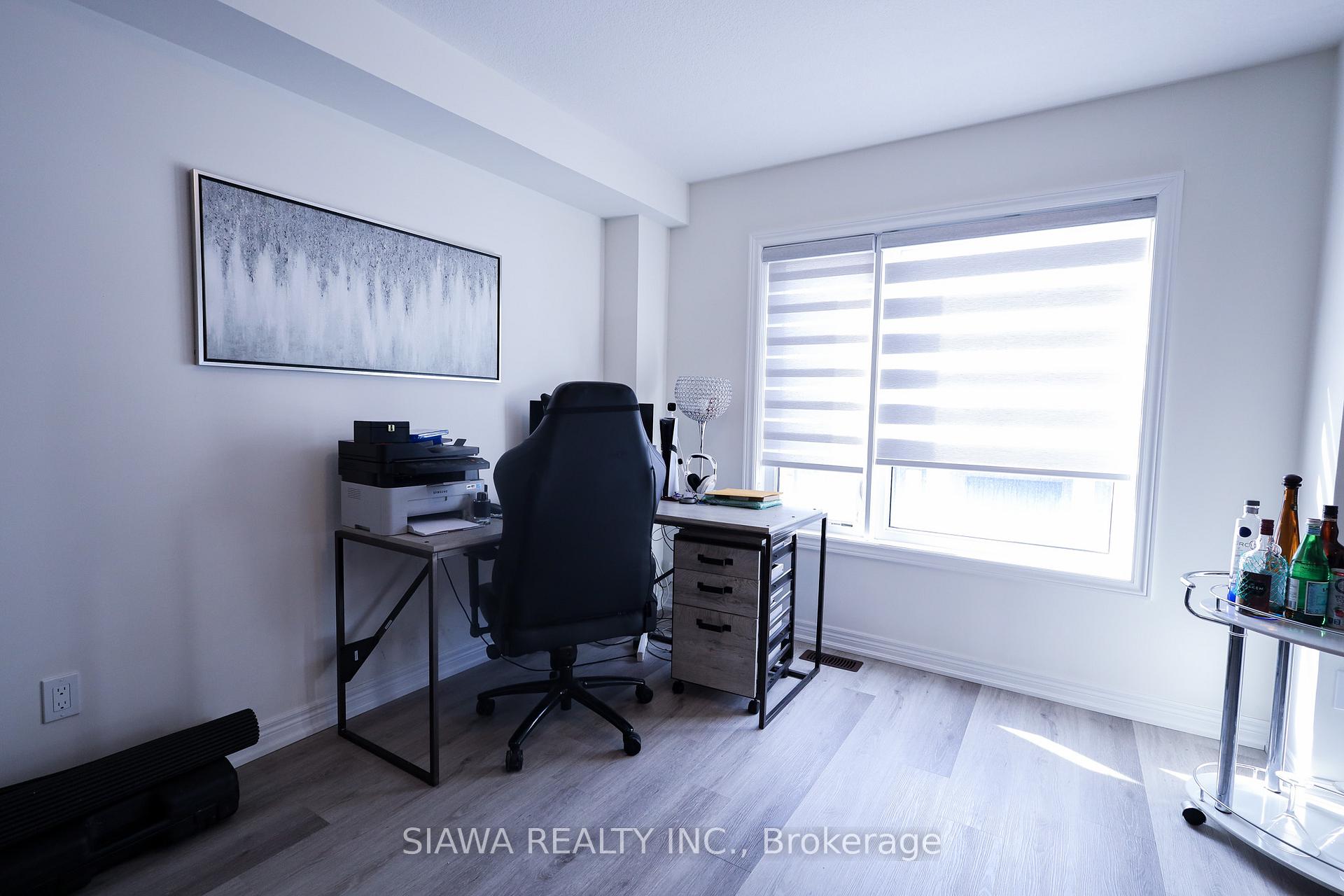 Photo 6 of 56 Dryden Lane, Hamilton, McQuesten — HOMEH