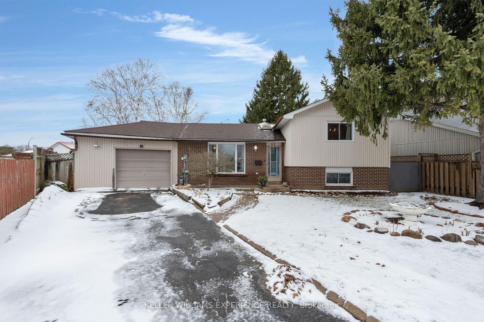 Photo 1 of 69 Christie Crescent, Barrie, Letitia Heights — HOMEH