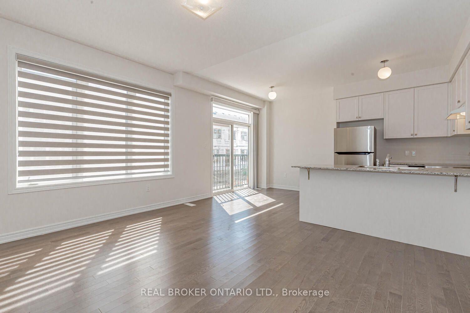 Photo 3 of 626 Anishinaabe Drive S, Shelburne — HOMEH