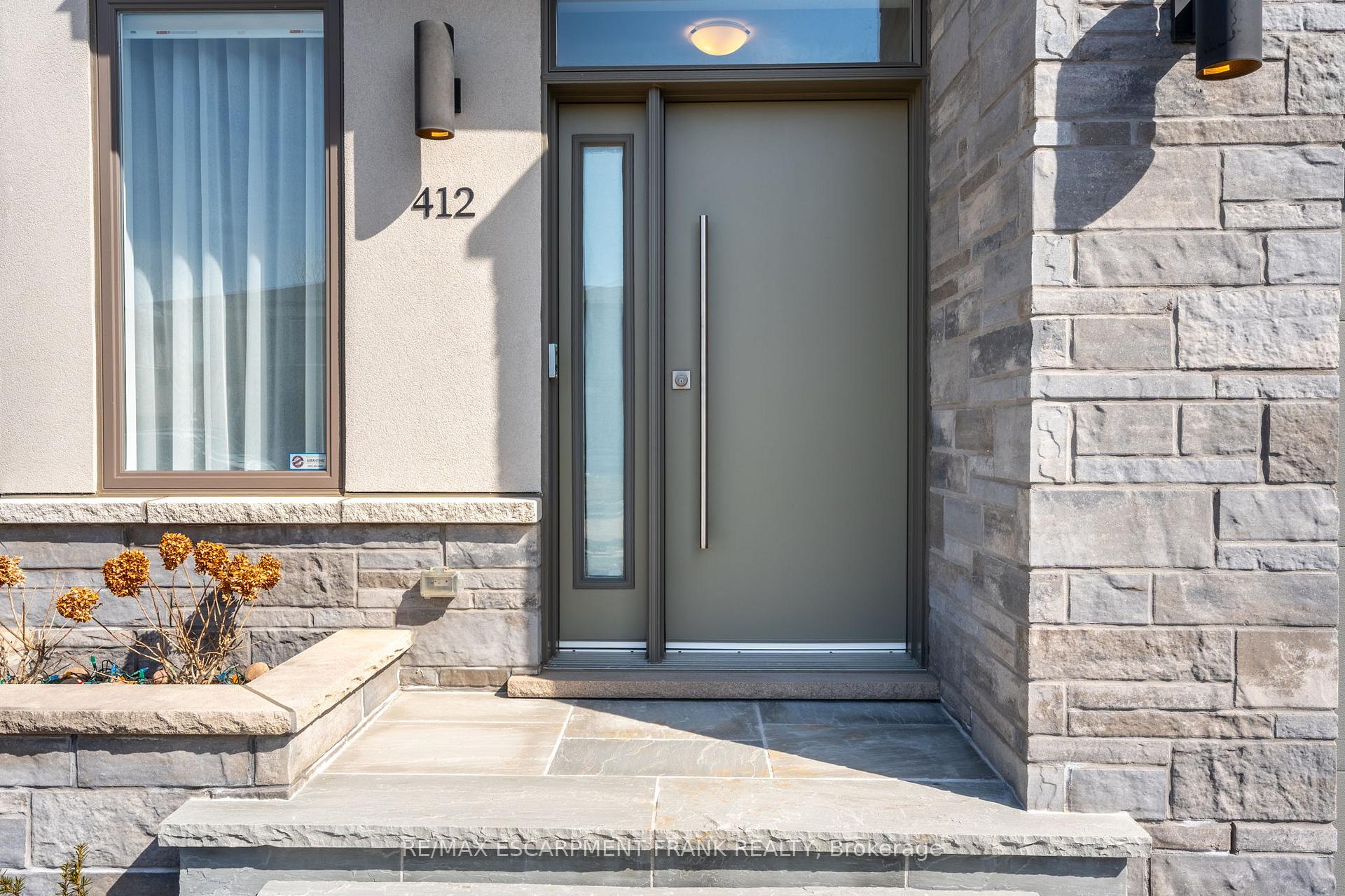 Photo 31 of 412 Klein Circle, Hamilton, Meadowlands — HOMEH