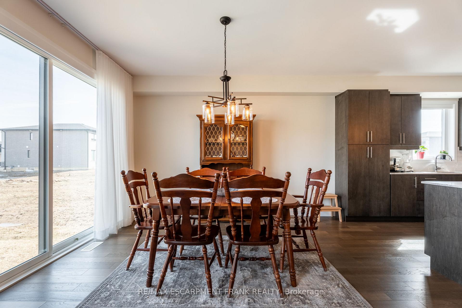 Photo 19 of 412 Klein Circle, Hamilton, Meadowlands — HOMEH