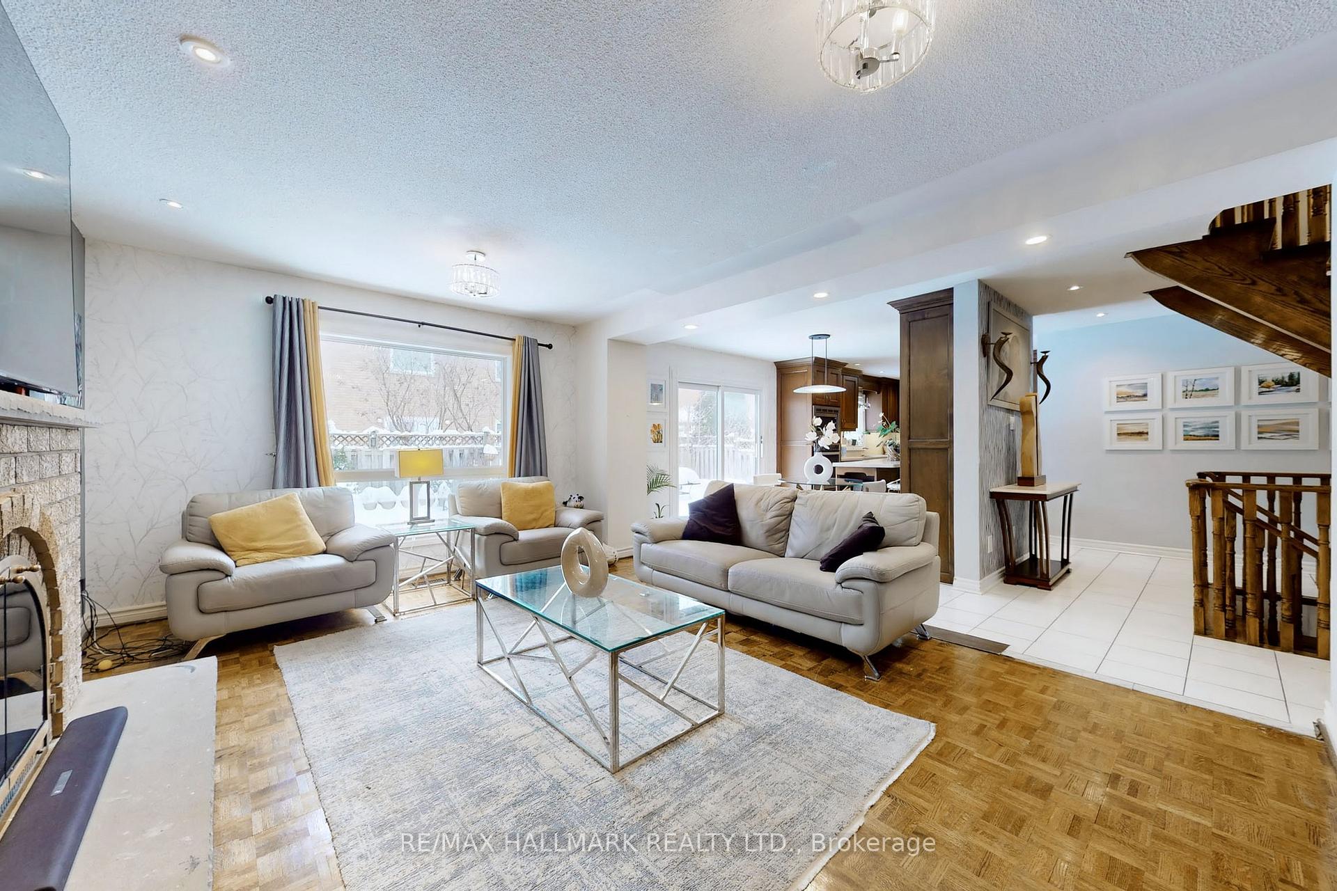 Photo 27 of 152 Grenadier Crescent, Vaughan, Beverley Glen — HOMEH