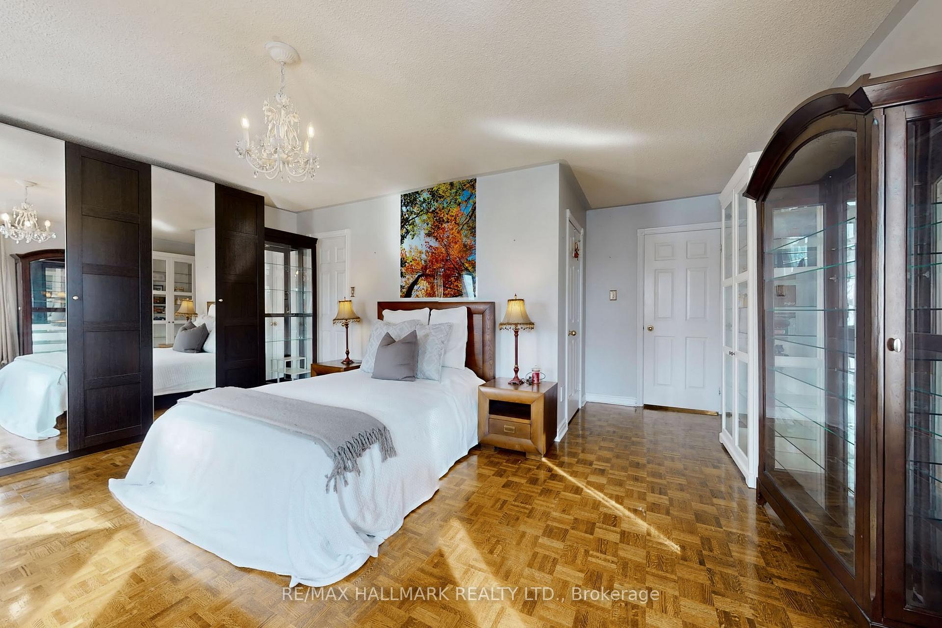 Photo 17 of 152 Grenadier Crescent, Vaughan, Beverley Glen — HOMEH