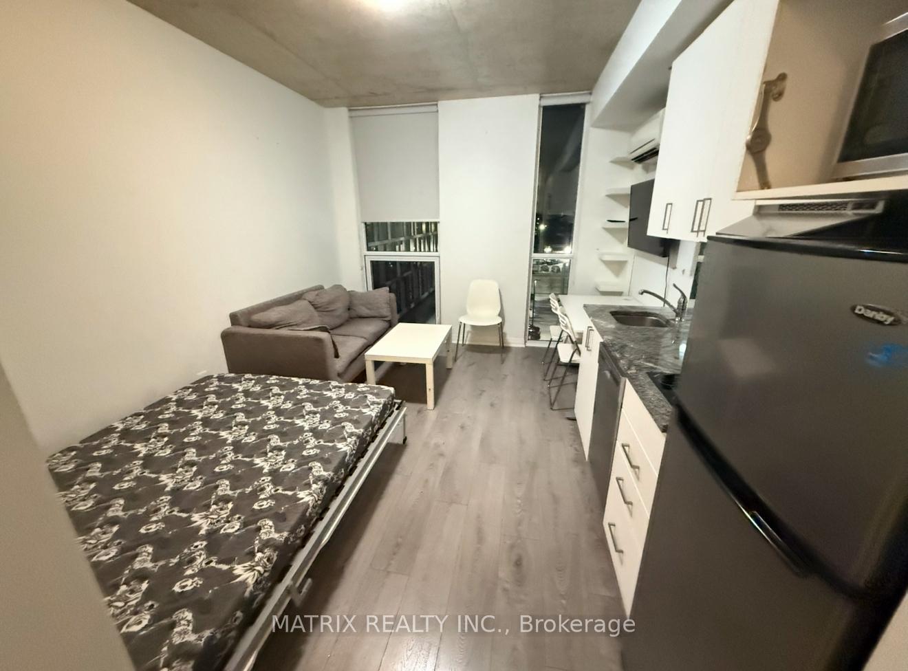Photo 5 of Unit 403, 1900 Simcoe Street N, Oshawa, Samac — HOMEH