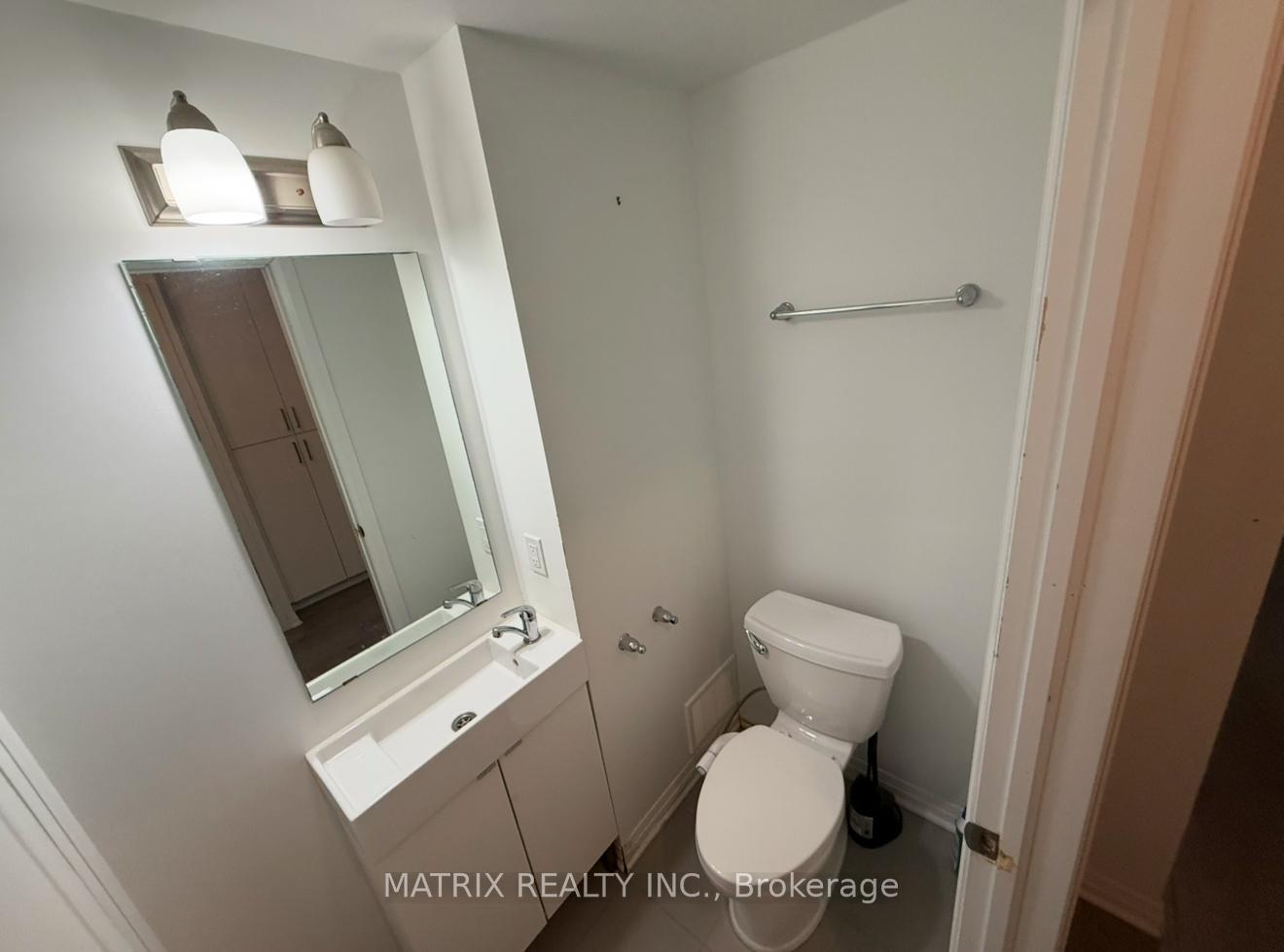 Photo 7 of Unit 403, 1900 Simcoe Street N, Oshawa, Samac — HOMEH