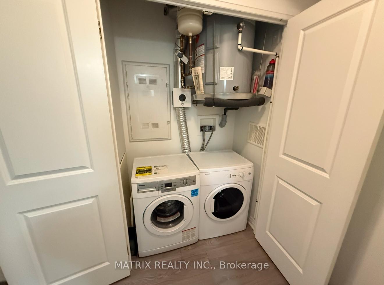 Photo 10 of Unit 403, 1900 Simcoe Street N, Oshawa, Samac — HOMEH