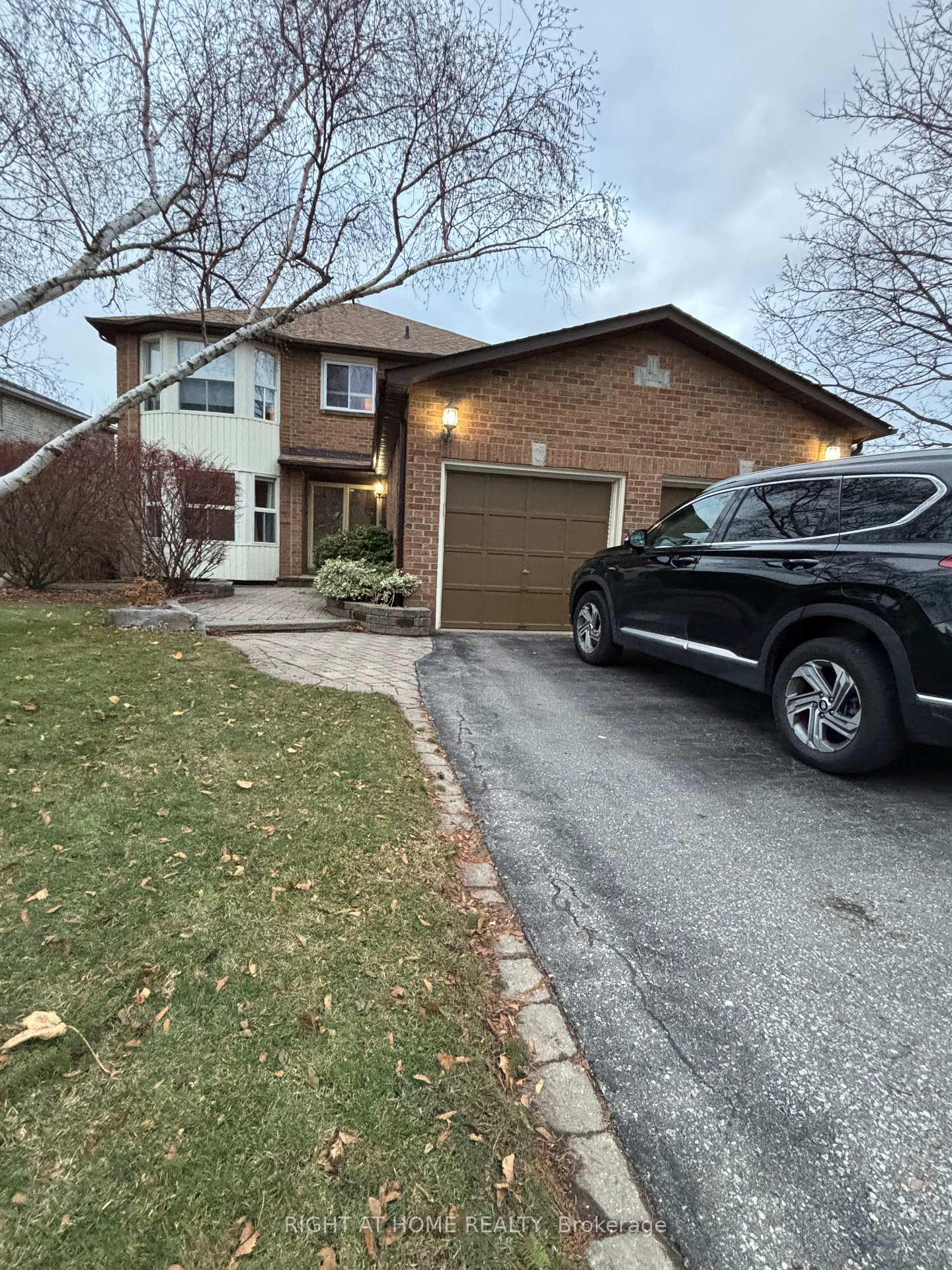 Photo 1 of 755 Aspen Road, Pickering, Amberlea — HOMEH