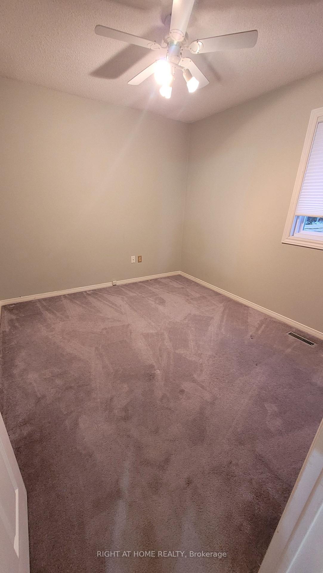 Photo 18 of 755 Aspen Road, Pickering, Amberlea — HOMEH